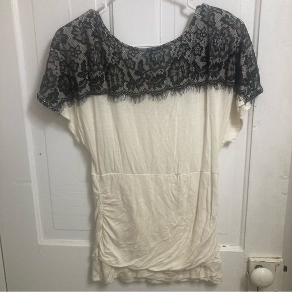 ⚡️ Maurice’s lace shoulder dress top with ruched sides size medium - Picture 2 of 3